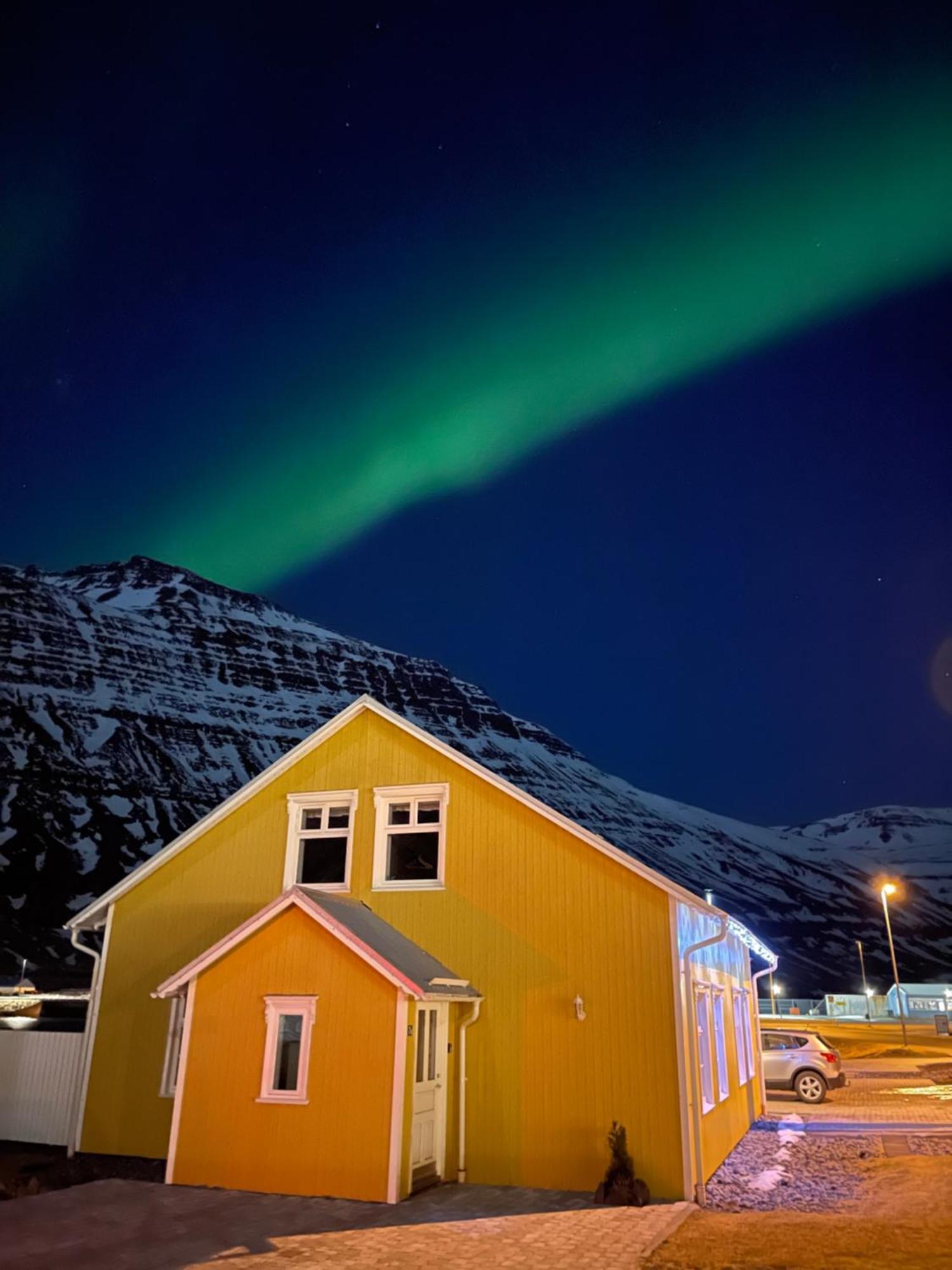 Lonsleira Apartments Seyðisfjörður المظهر الخارجي الصورة