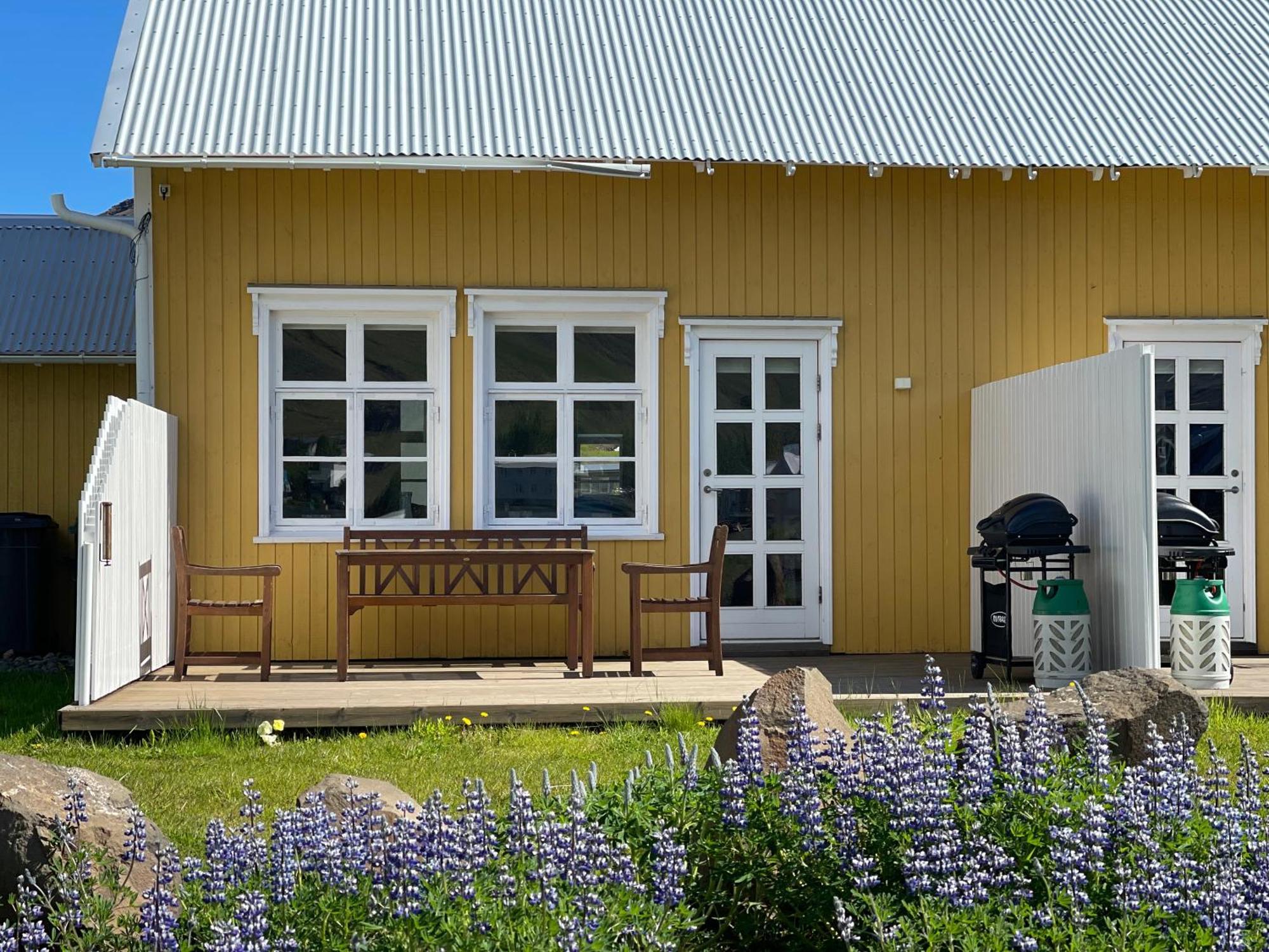 Lonsleira Apartments Seyðisfjörður المظهر الخارجي الصورة