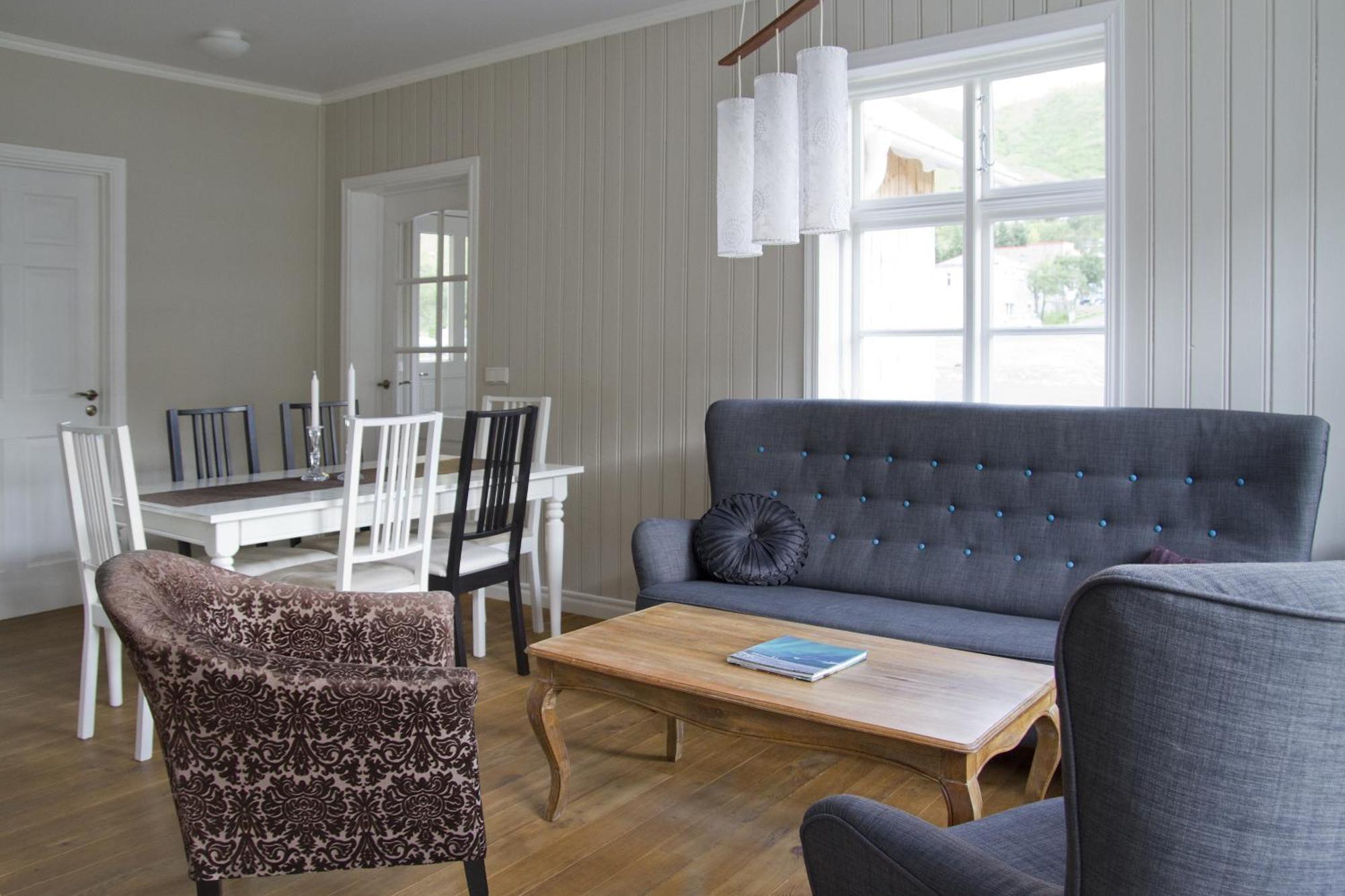 Lonsleira Apartments Seyðisfjörður الغرفة الصورة