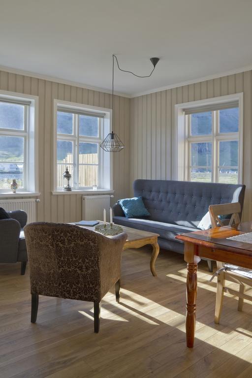 Lonsleira Apartments Seyðisfjörður الغرفة الصورة