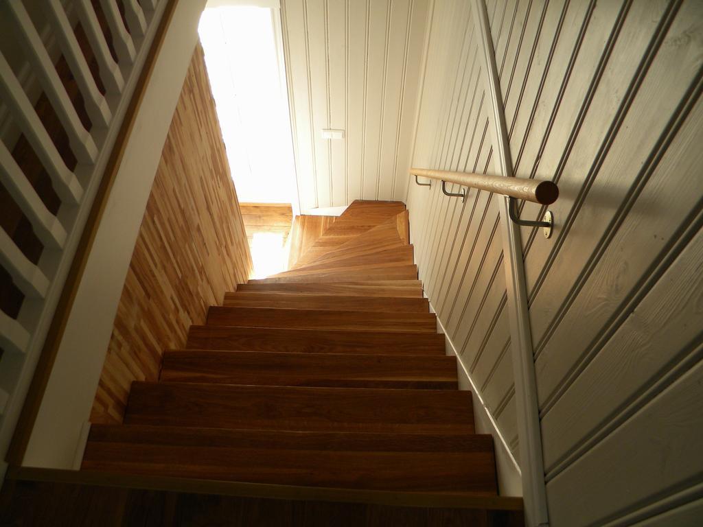 Lonsleira Apartments Seyðisfjörður الغرفة الصورة
